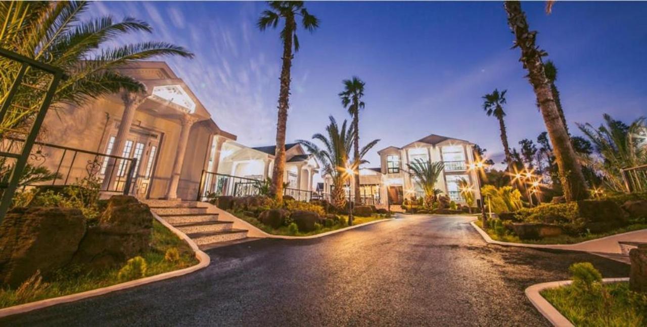 Jeju Washington Pension Сеогвипо Екстериор снимка